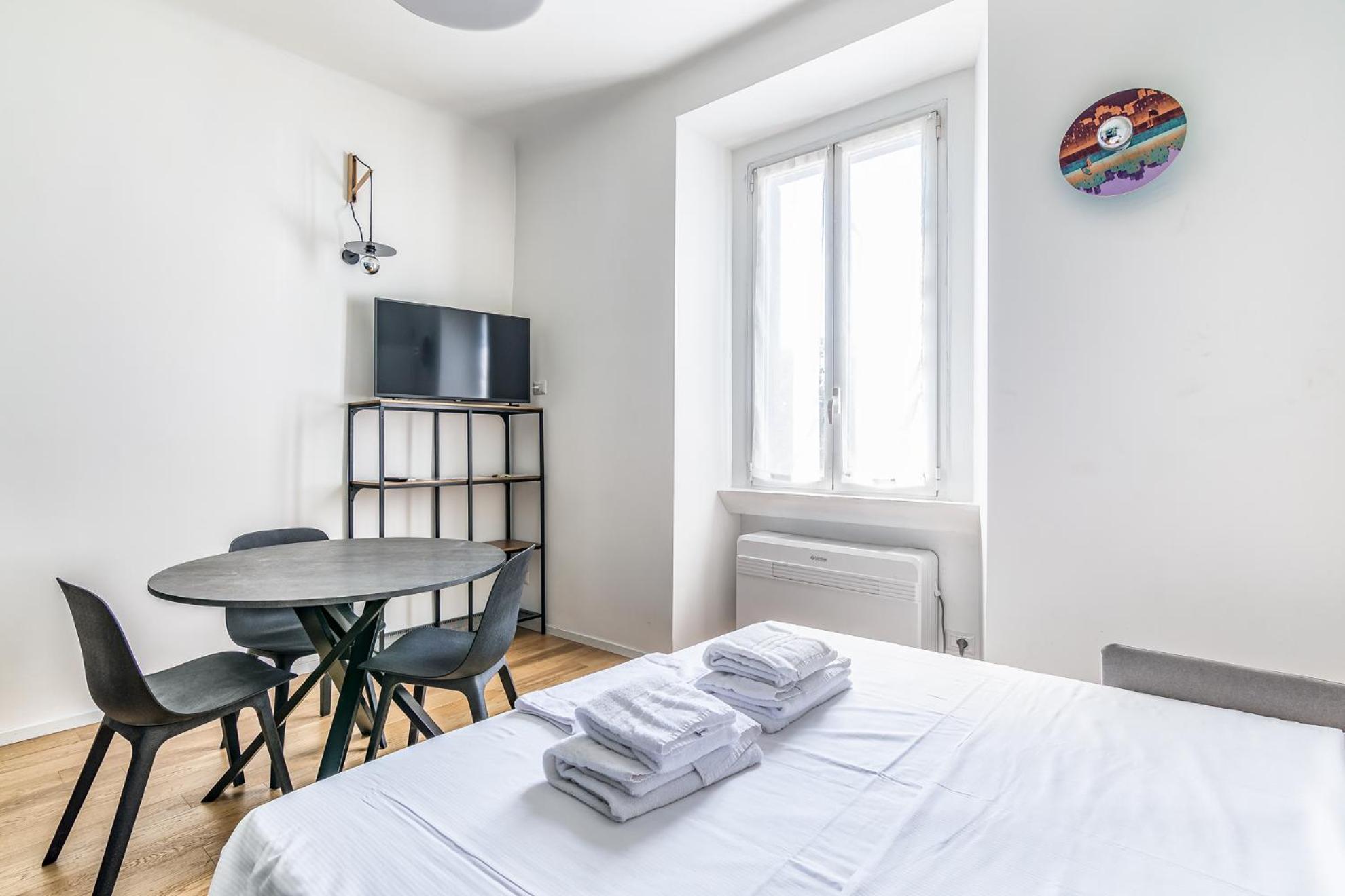 2 Pax San Raffaele Appartement