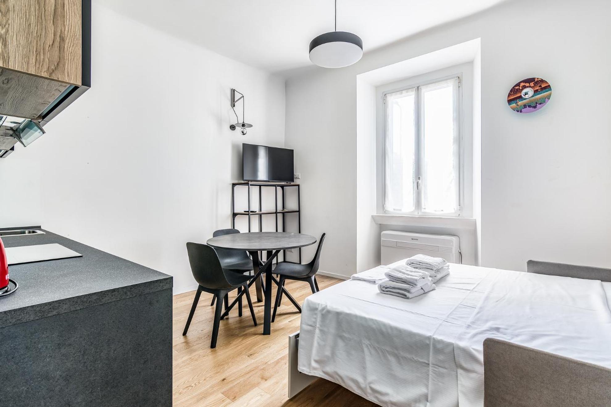 2 Pax San Raffaele Appartement